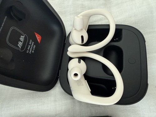 Beats dre powerbeats - beats, dr.