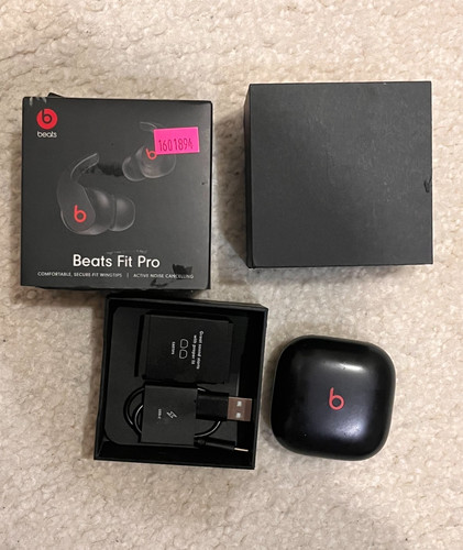 Genuine beats dre fit - by,